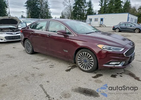 2017 Ford Fusion Titanium Phev z USA, uszkodzony, nr VIN 3FA6P0SU2HR239010